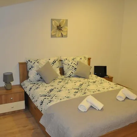 Doni Apartment Split