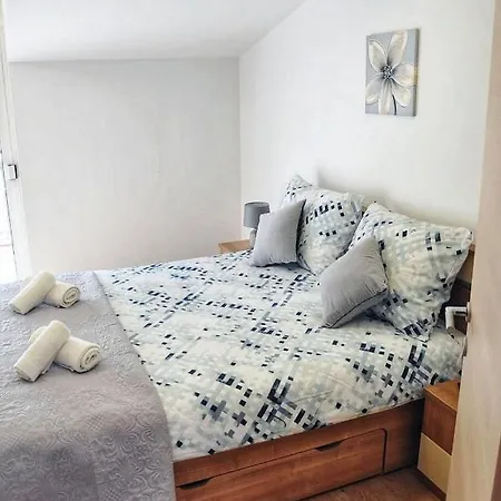 Apartman Doni *